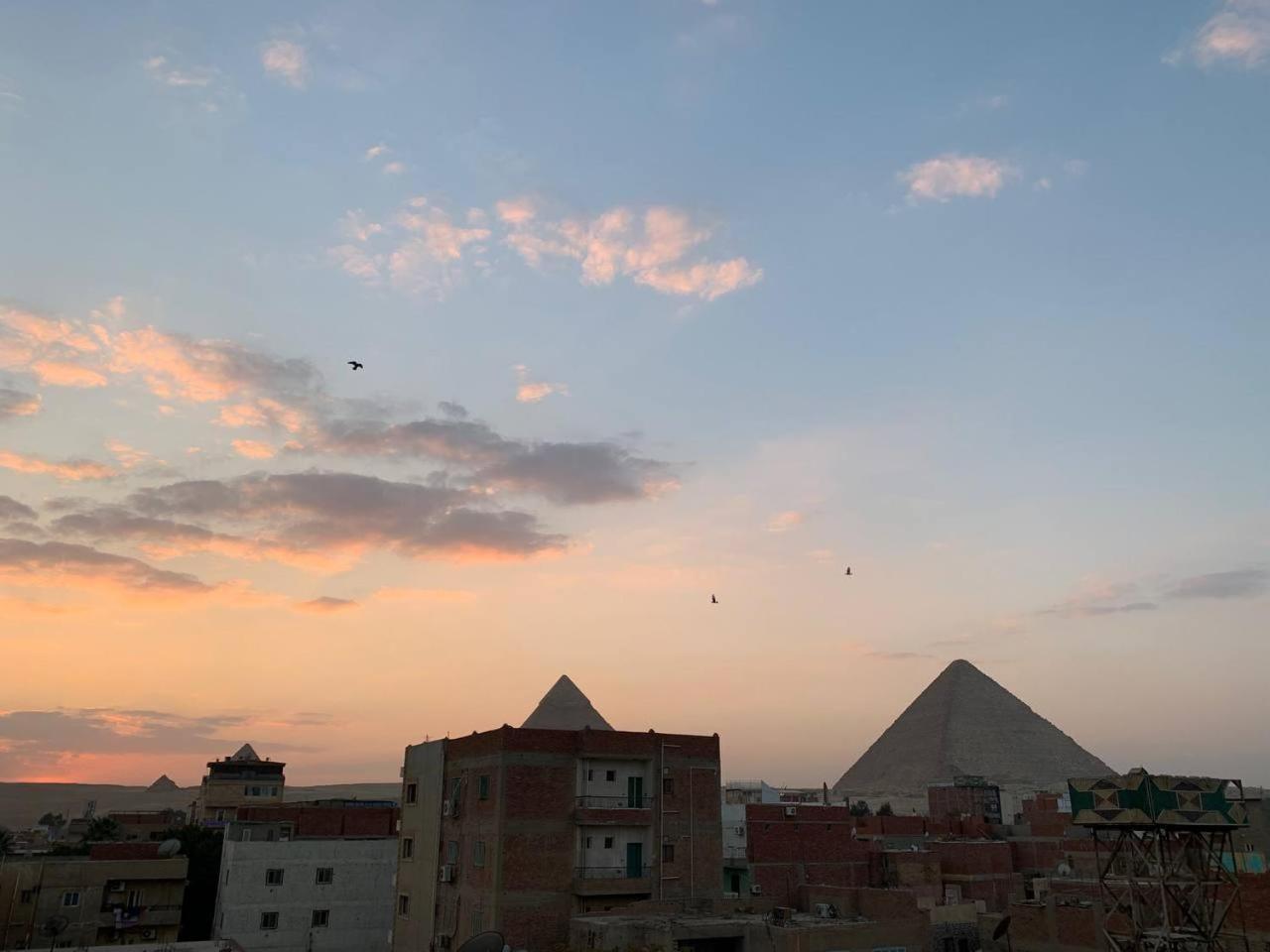 Merit Pyramids View Kairo Exteriör bild